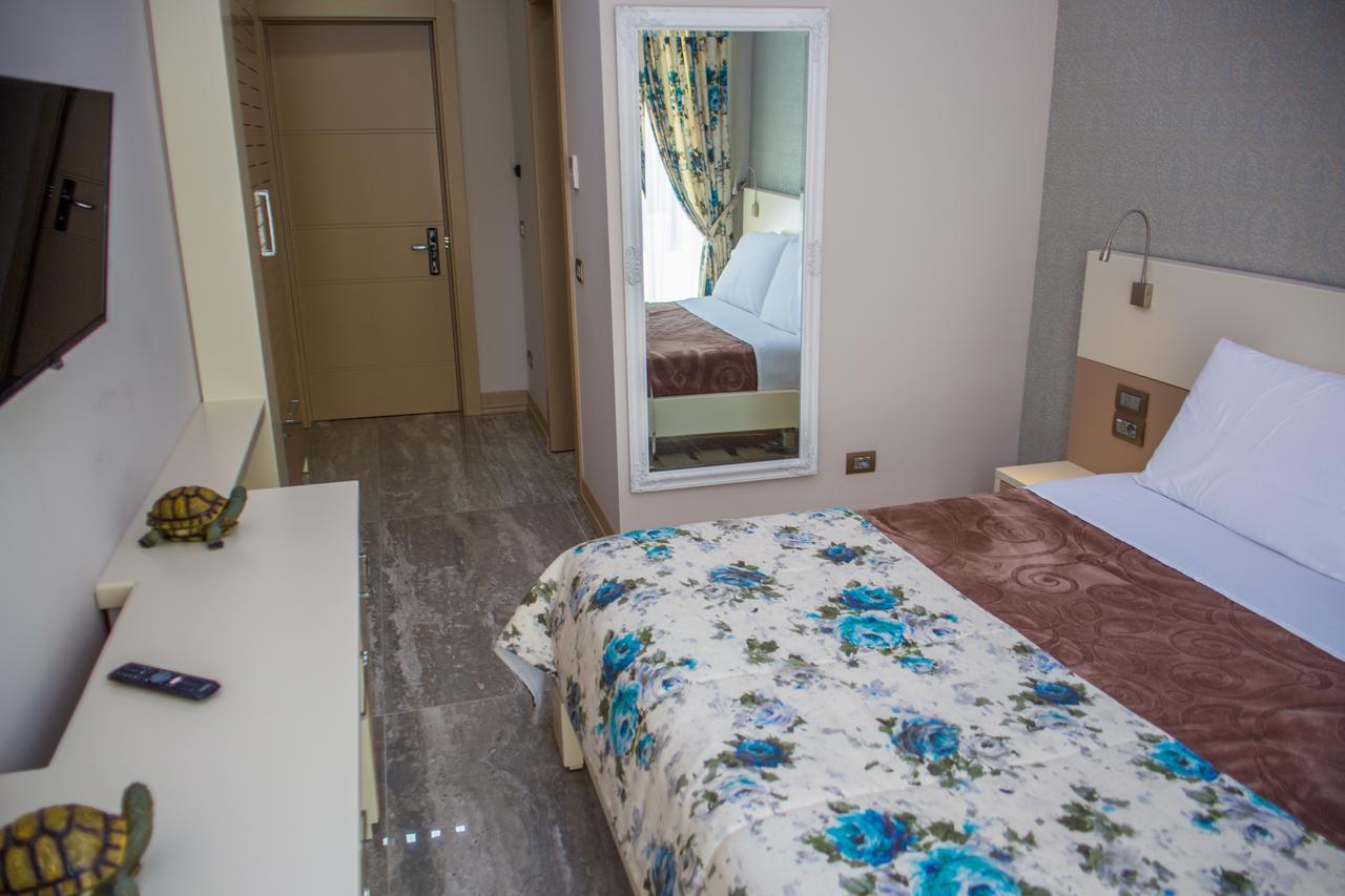 Hotel Vila Koral Durres Exterior photo